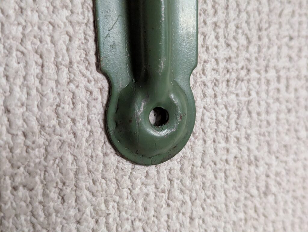 金物の固定箇所の形状写真