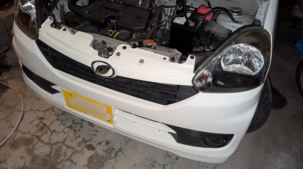 ナンバープレートを取り付けて完成