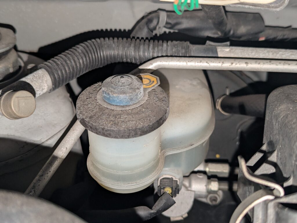 ブレーキ液の確認