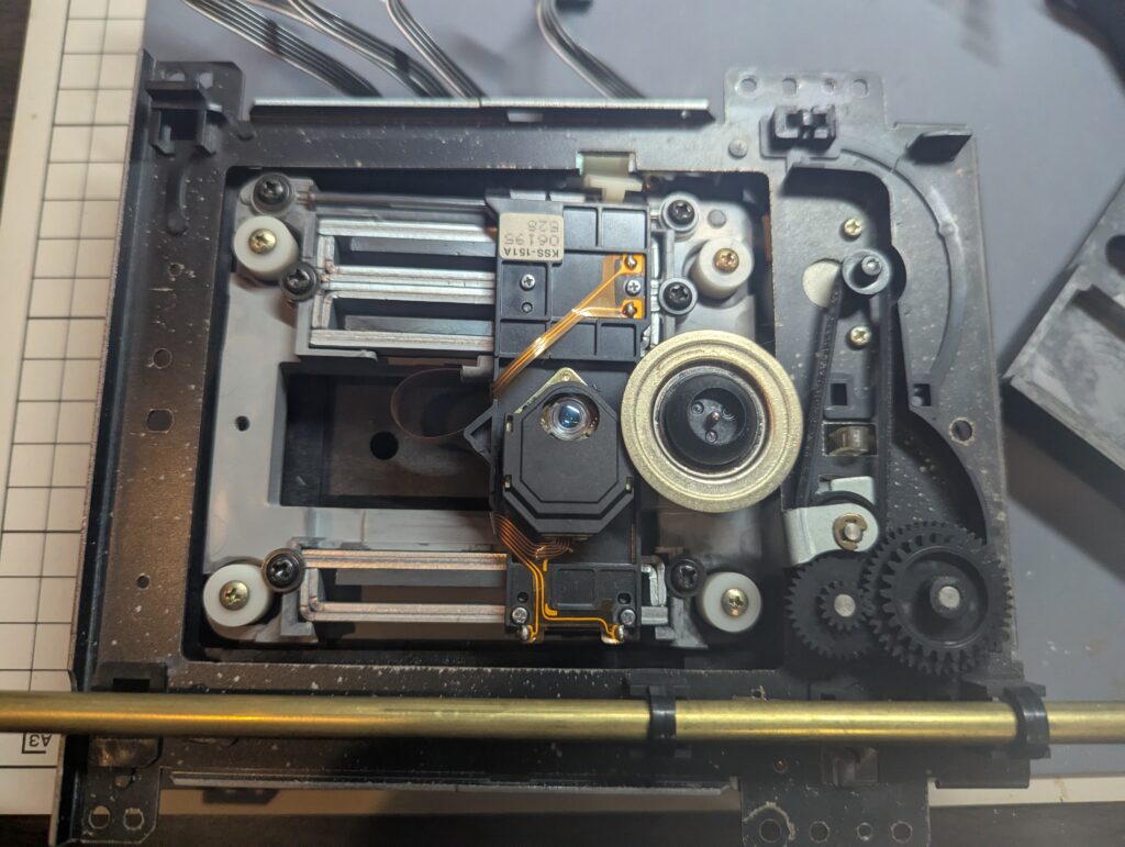 KSS-151Aピックアップユニット裏面