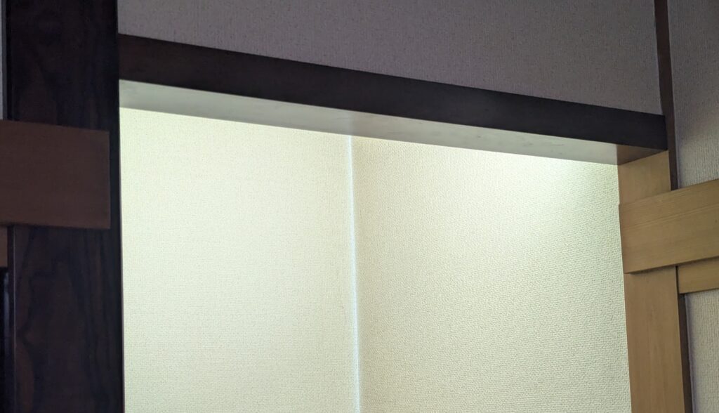 LEDベースライトの点灯確認